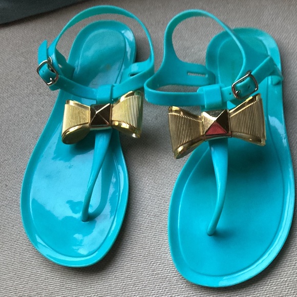Kate Spade- Excellent used condition Turquoise and Gold bow jelly sandals size 6 - Picture 3 of 12